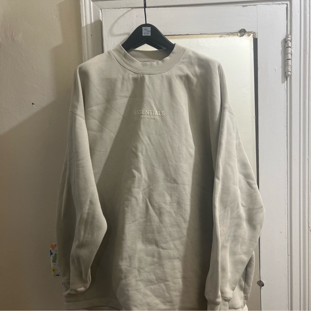 Essentials Off-White Crewneck
